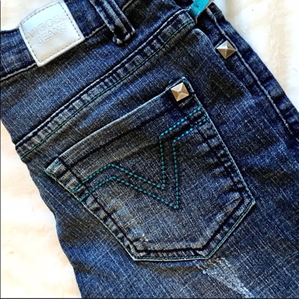 Vigoss || Straight Leg Jeans